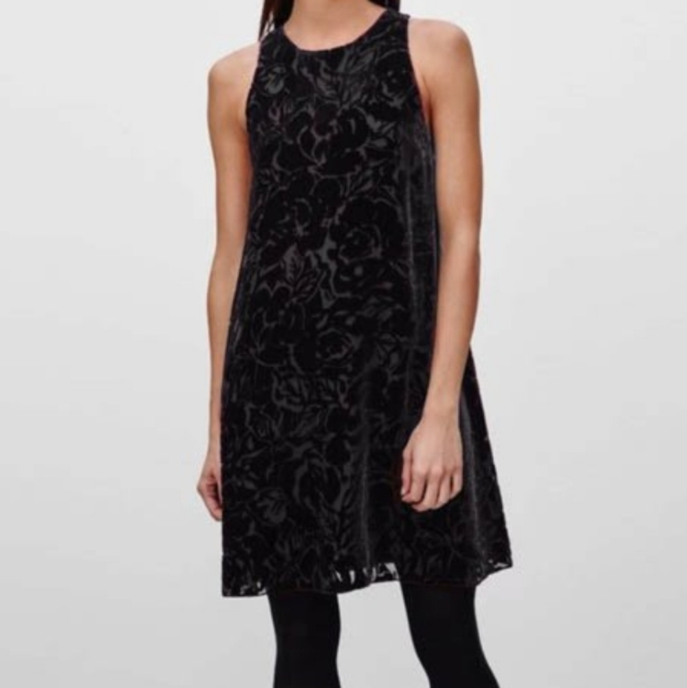 Aritzia Wildred Trompette Velvet  Sleeveless Dress Silk Black XS